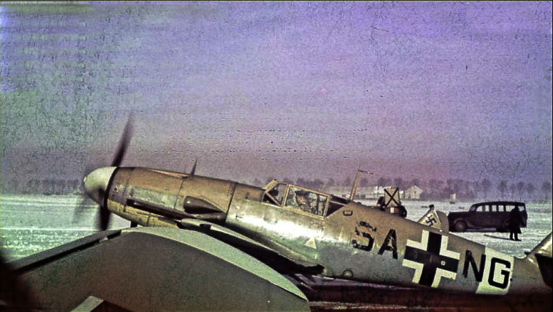 Bf-109F4-Stammkennzeichen-code-(SA+NG)-1942