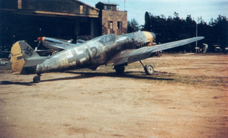 Bf-109G10-2.NAG14-(12+5F)-WNr-770269-Furth-Germany-May-1945-01