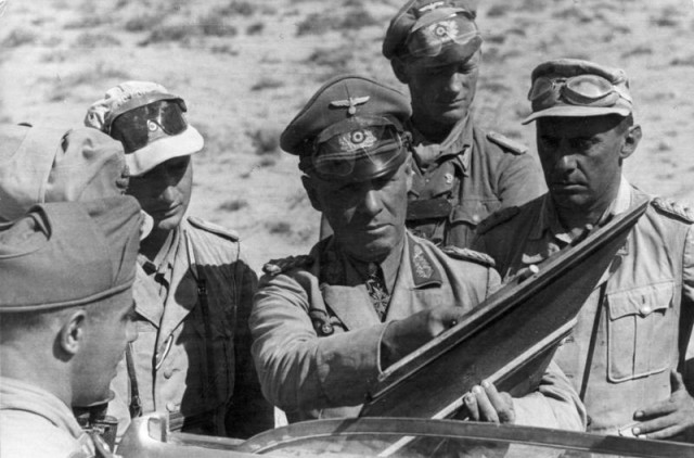 Nordafrika, Erwin Rommel mit Offizieren