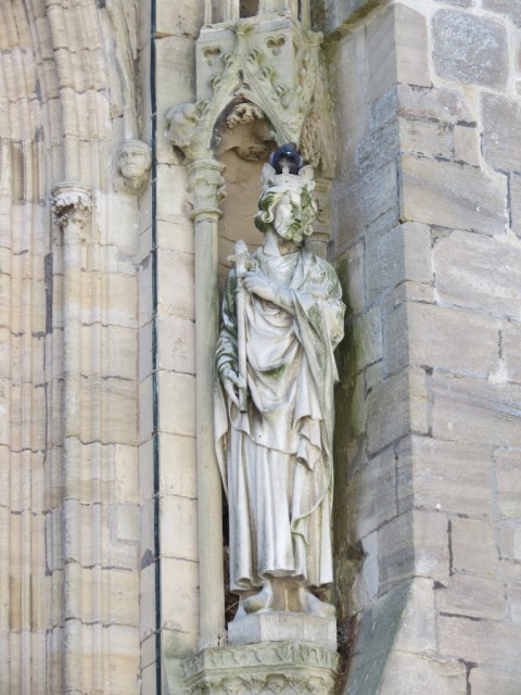 Statue_cathédrale_Coutances_Hauteville_2 (Medium)