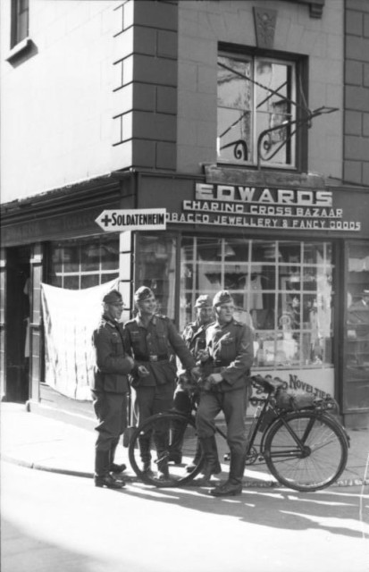 German soldiers in Jersey (Bundesarchiv)
