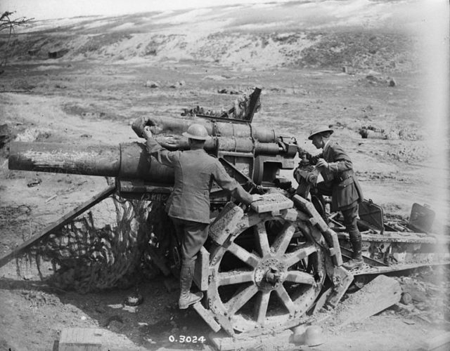 One of the German guns captured by the Allies in August 1918. Wikimedia Commons / Public Domain.