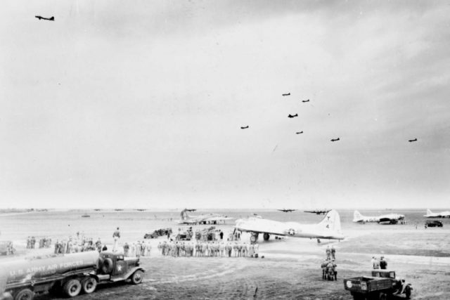 US bombers B-17 "Flying Fortress" on the airfield at Poltava [Via].