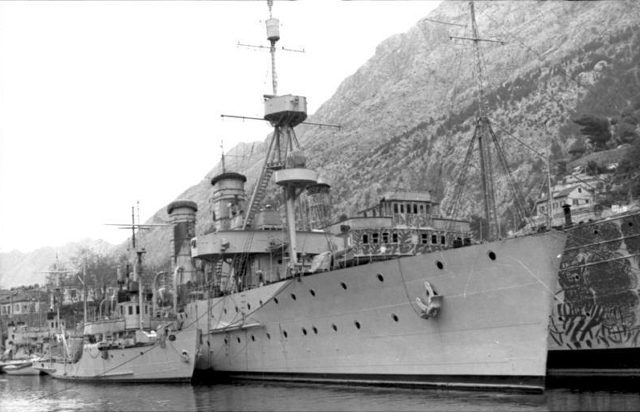 Yugoslav Navy ships captured by the Italian Regia Marina in April 1941. Bundesarchiv, Bild 101I-185-0116-27A / Arndt / CC-BY-SA 3.0