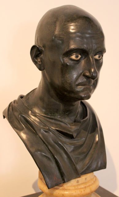 Bronze bust of Scipio Africanus in the the Naples National Archaeological Museum (Inv. No. 5634), dated mid 1st century BC, from the Villa of the Papyri in Herculaneum, modern Ercolano, Italy. - By Miguel Hermoso Cuesta - Own work, CC BY-SA 3.0, https://commons.wikimedia.org/w/index.php?curid=27034577