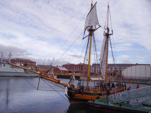 HMS Pickle, a typical schooner rigged Brig-Sloop, she carried the news of the victory at Trafalgar back to England in 1805. Image source: Wikimedia Commons/ By User:Ballista - Own work, CC BY-SA 3.0, https://commons.wikimedia.org/w/index.php?curid=752248