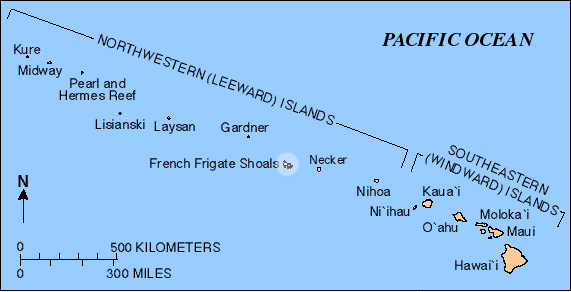 Map of the Hawaiian Islands showing the relationship of French Frigate Shoals to Oahu (US Geological Survey)