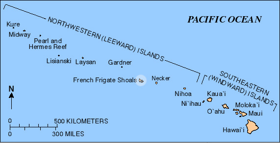 Map of the Hawaiian Islands showing the relationship of French Frigate Shoals to Oahu (US Geological Survey)
