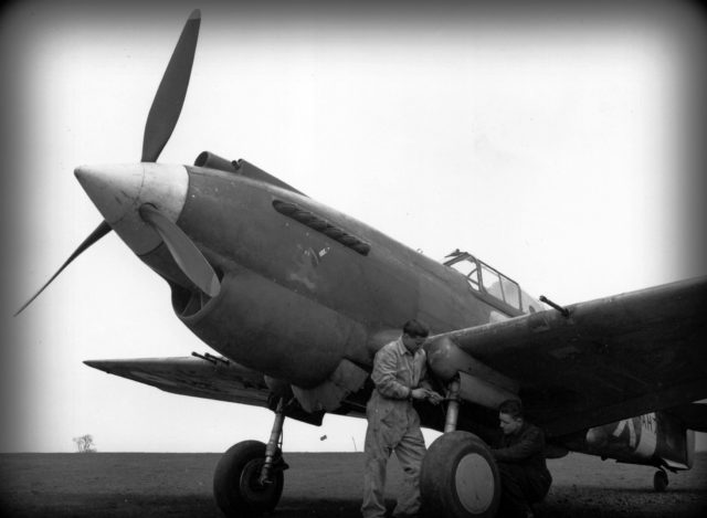 Tomahawk of RCAF 400 Squadron 1943.