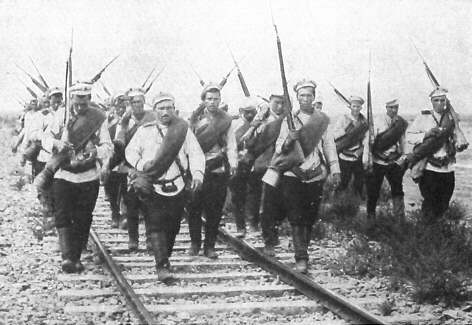 Russian infantry in 1914.