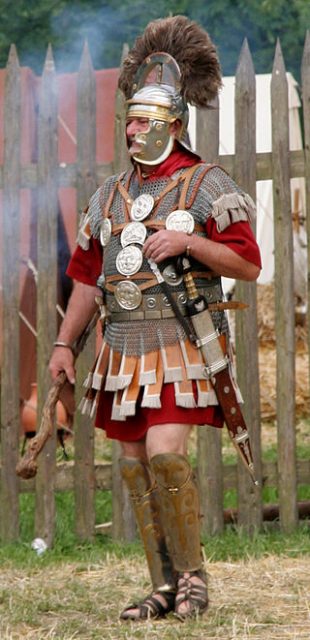 A re-enactor as a Roman centurion, c. 70.Photo Medium69 CC BY-SA 3.0