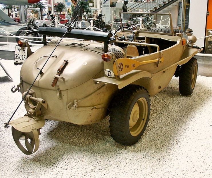 Amphibious military variant of 1943-1945 VW beetle.Photo Neodarkshadow CC BY-SA 3.0