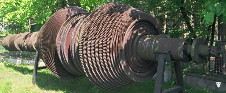 The rotating blade assembly of a marine Parsons turbine, 1930.Photo Topory CC BY-SA 3.0