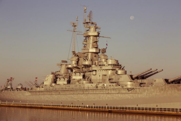 USS Alabama (BB-60), Battleship Memorial Park – Mobile, Alabama.Photo: Tony Webster CC BY 2.0