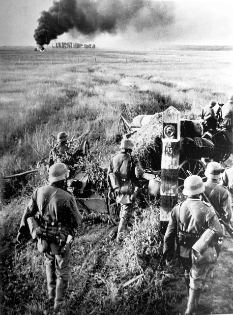 German troops crossing the Soviet border during Operation Barbarossa, June 22, 1941.