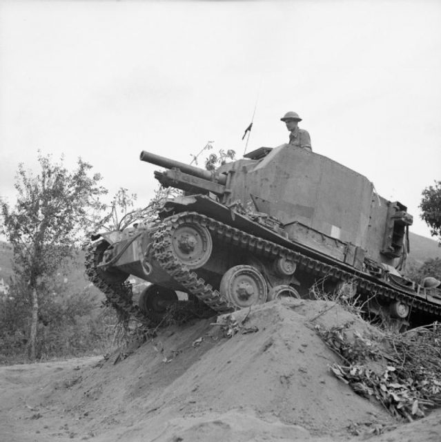 The British Army in Italy.Bishop 25-pdr self-propelled gun near Cava, 28 September 1943.
