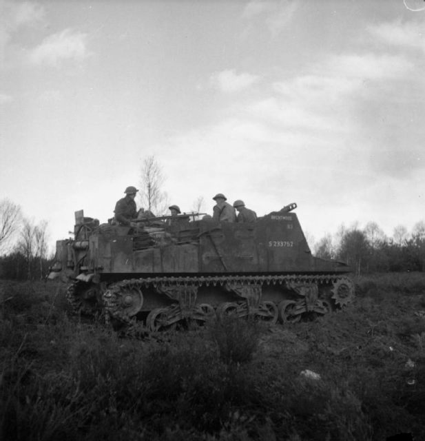 Sexton self-propelled gun of 147th (Essex Yeomanry) Field Regiment, the first Royal Artillery unit to fire its guns in Germany, 21 November 1944.