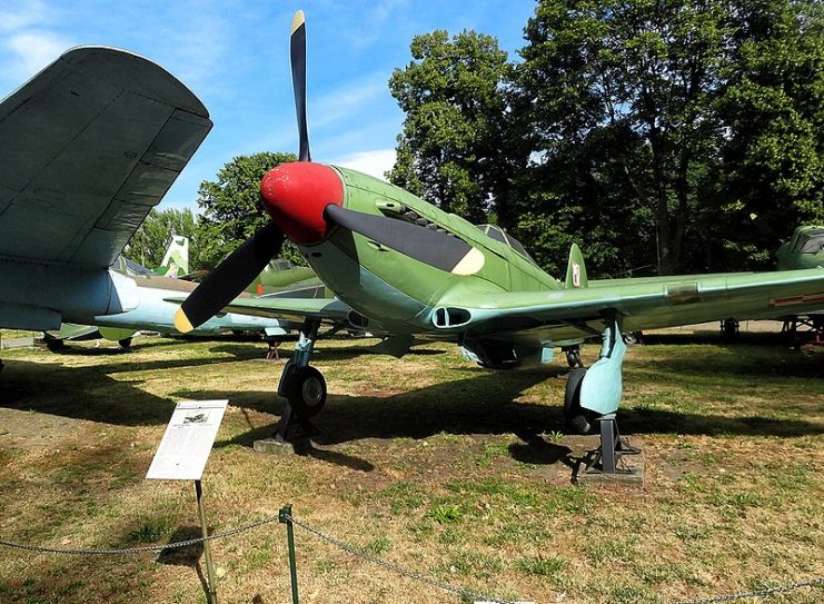 YAK-9 front view.Photo Валерий Дед CC BY 3.0