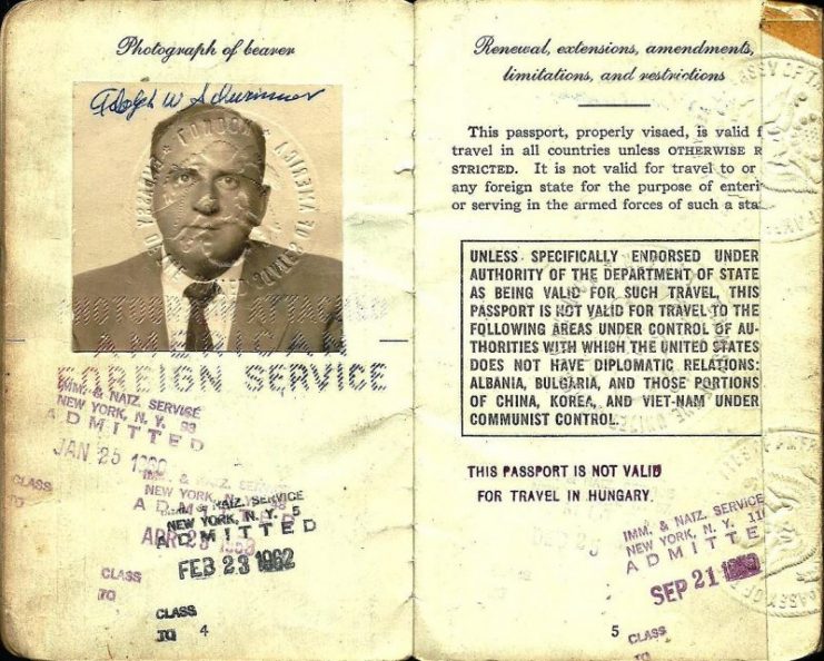 1958 passport issued to Al Schwimmer which he used on his official trips as head of the IAI.