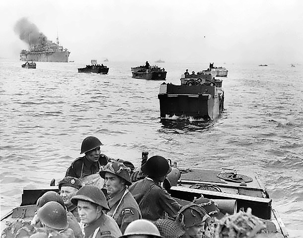 Canadian soldiers headed for Juno Beach aboard LCAs