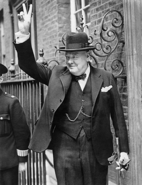Winston Churchill giving his famous ‘V’ sign