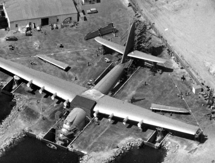 The construction of Spruce Goose.