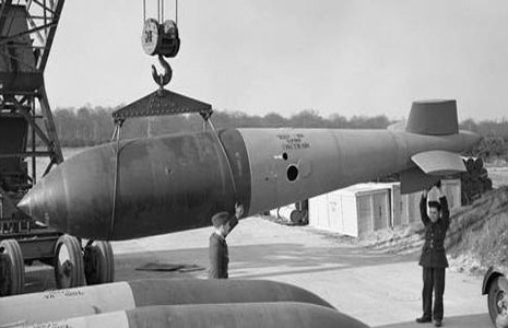 The Grand Slam bomb, believed to be the largest British bomb ever to be tested in WWII, was invented by Barnes Wallis. 
