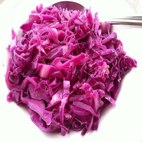 Sauerkraut or fermented cabbage recipe of the Germans.
