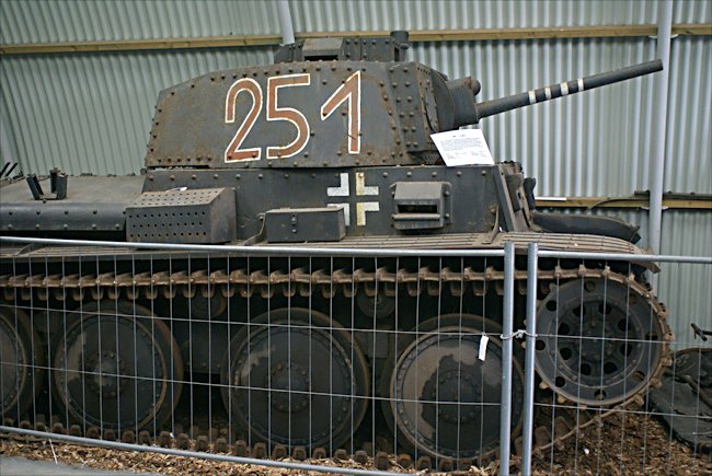 Panzerkampfwagen-38t-panzer-tank-38-t-ww2