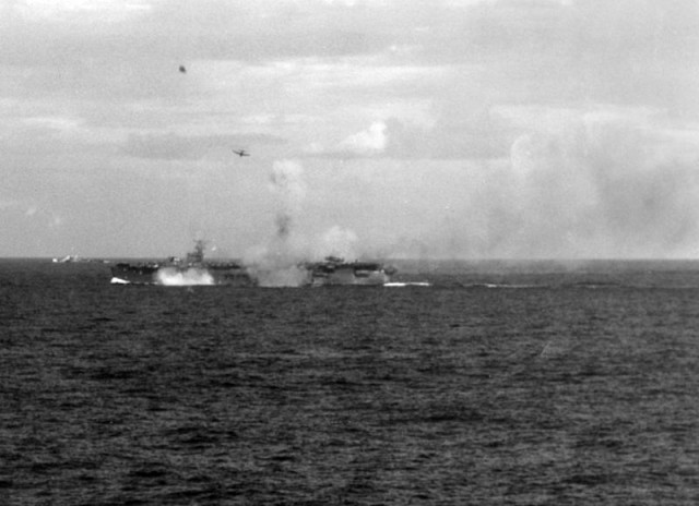800px-Japanese_aircraft_attacking_CVE_at_Battle_of_Leyte_Gulf_1944