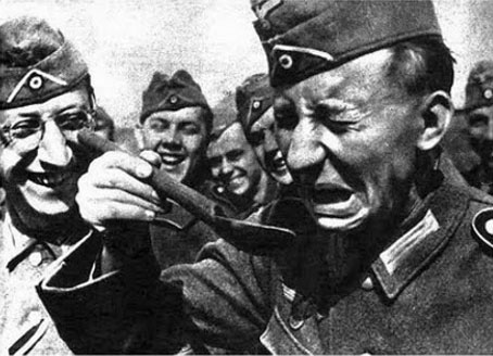 The Funniest and Weirdest Pictures Of WWII