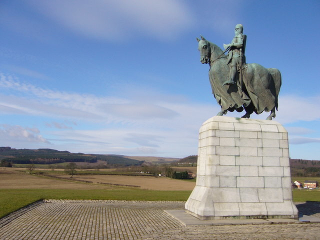 Bannockburn_Monument_-_On_a_glorious_day_-_geograph.org.uk_-_1538064