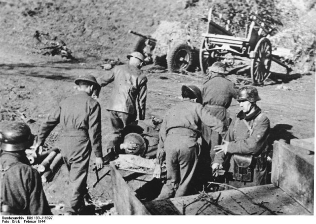 British POWs near Nettuno