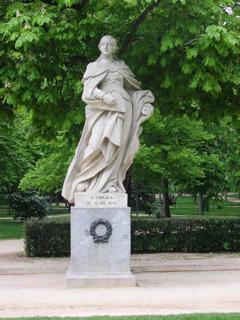 Statue in Madrid of Queen Urrica of Spain (Wikipedia)