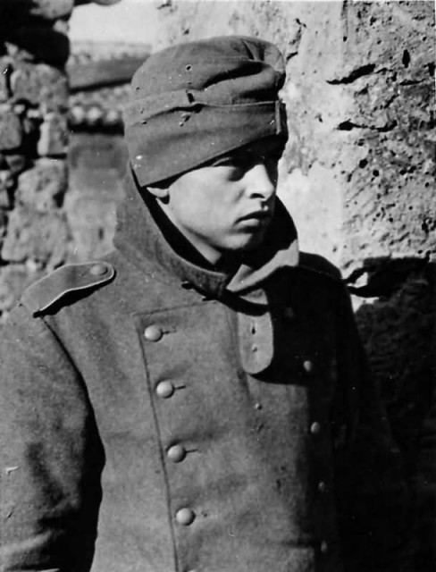 German boy soldier captured, Italy, 1944 (worldwarphotos.info)