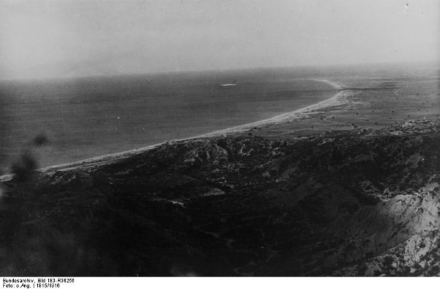 The Suvla Bay in 1915 (Bundesarchiv)