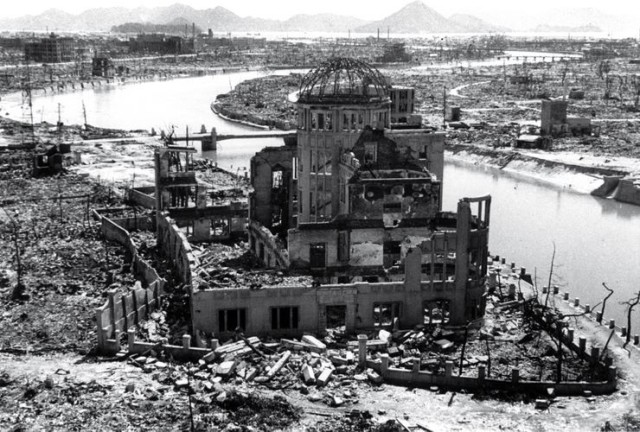 Edição 11 - 1998 - O Dome de Hiroshima. Unico prédio que não caiu completamente após o bombardeio na 2ª Grande Guerra (Arquivo/ Made in Japan)