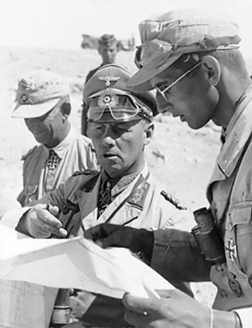 Field Marshal Erwin Rommel, with his aides during the desert campaign. 1942 - Bundesarchiv CC BY SA 3.0