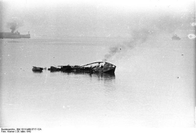 Wreck of a British ship. Photo Credit. Bundesarchiv, Bild 101II-MW-3717-12A / Kramer / CC-BY-SA 3.0