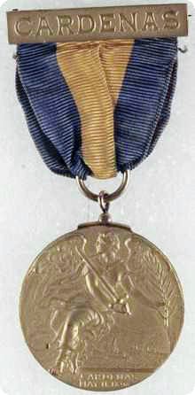 The specially minted gold medal for the Battle of Cardenas, awarded to Lieutenant Franklin H. Newcomb Source: Wikipedia/ Public domain