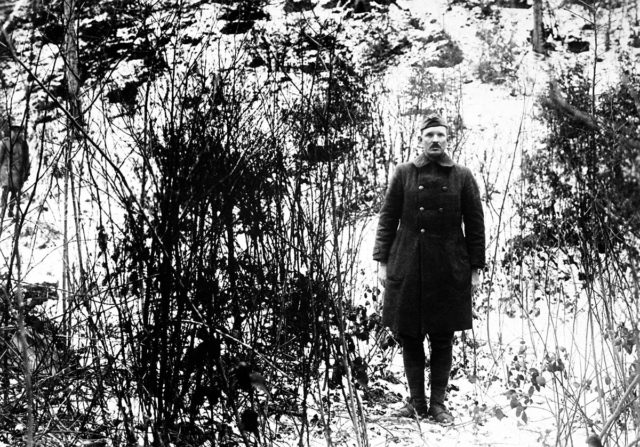 York at the hill where his actions earned him the Medal of Honor, three months after the end of World War I, February 7, 1919. By Pfc. F.C. Phillips - High resolution download from http://www.defenseimagery.mil/assetDetails.action?guid=a8726fa80ddc6e0d161cc818b098284e915b214d, Public Domain, https://commons.wikimedia.org/w/index.php?curid=3973229