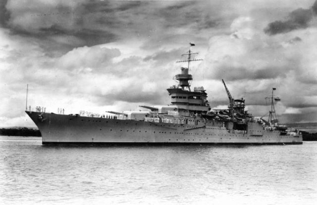 USS Indianapolis (CA-35) at Pearl Harbor,1937.