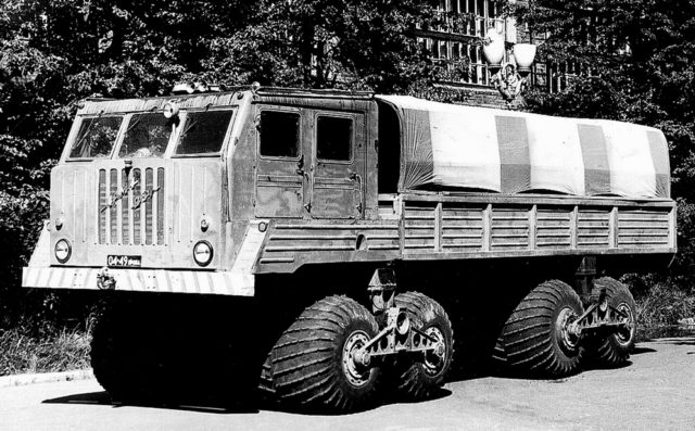 Upgraded rover US-094 to the national economy. 1963. Photo Credit: ⒸEvgeniy Kochnev, Kolesa.ru.