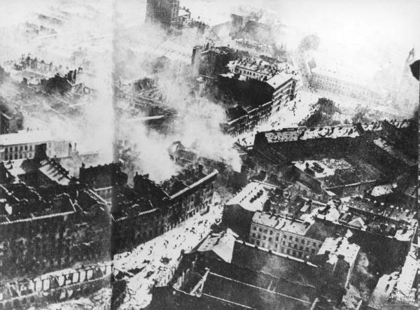 Burning Warsaw in September 1939. Wikipedia / Public Domain