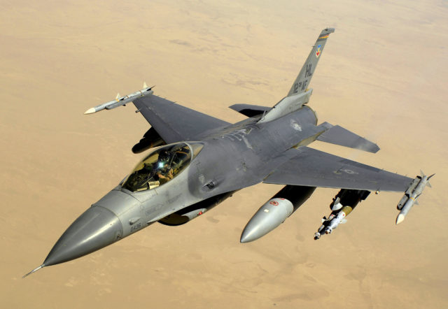A USAF F-16C over Iraq in 2008 Photo Credit