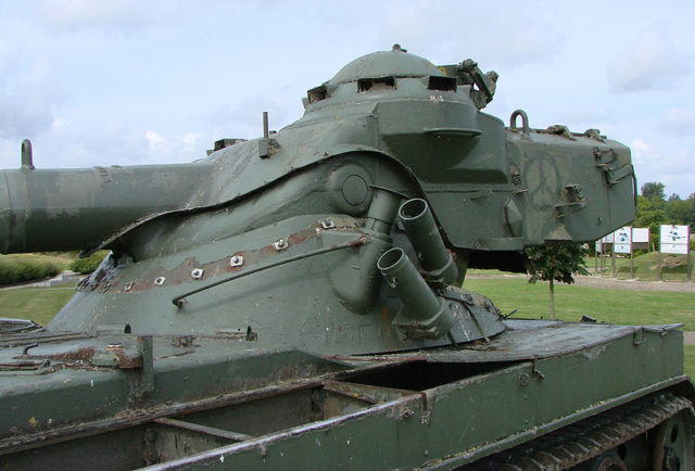 Close view of oscillating turret; Photo Source 
