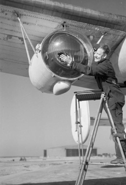 A Leigh Light fitted under the wing of a Consolidated Liberator aircraft of the Royal Air Force Coastal Command, 26 February 1944.