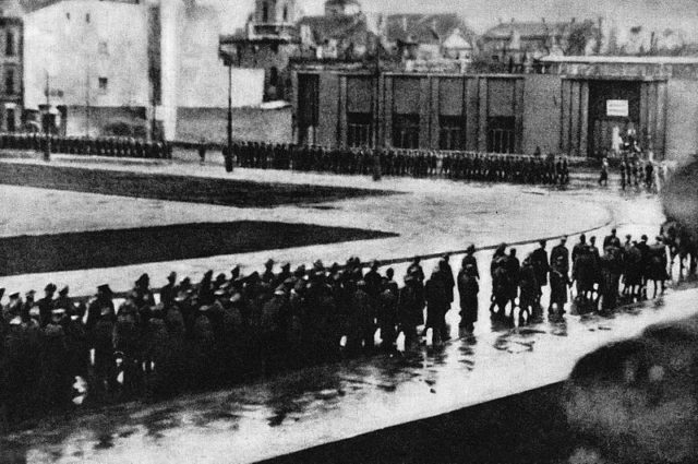 Kutschera's funeral procession in Adolf Hitler Platz in Warsaw