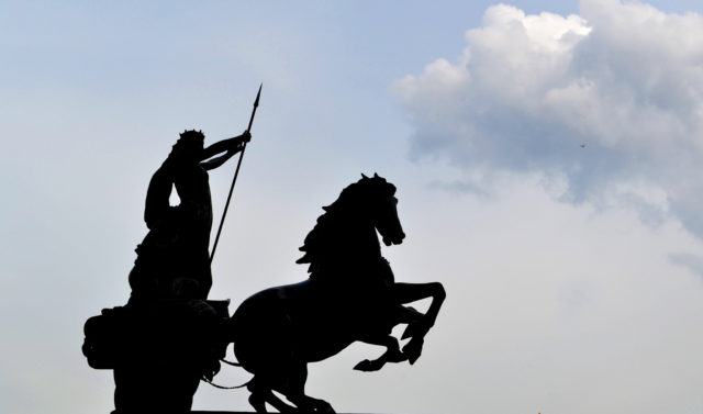 The statue to Boudica on Westminster Bridge at the heart of London. By David Precious – CC BY 2.0