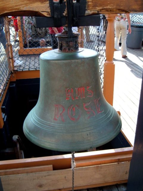 The bell of HMS Rose. It was the main timekeeping device on board. It rang every half hour, and sailors counted the number of strikes to know the time of each watch;